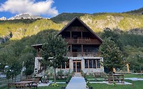 Alpinehouse